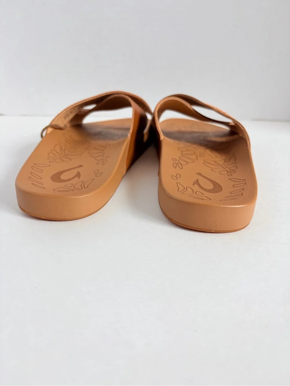OluKai Kipea Olu Slide Sandals Cross Strap Shoes Cushioned Leather Brown Size 9 - Picture 11 of 15